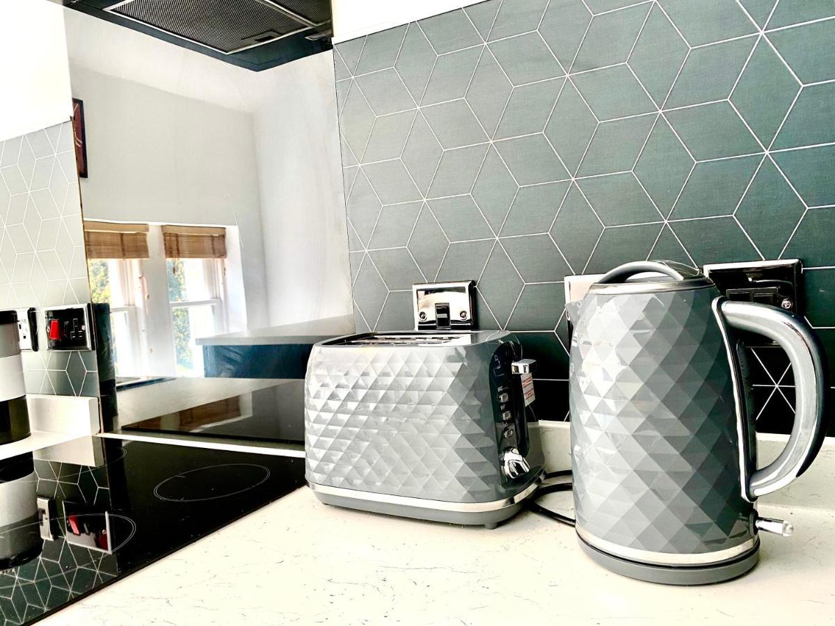 Serviced Accommodation Moray - Lesmurdie House Elgin Exteriör bild